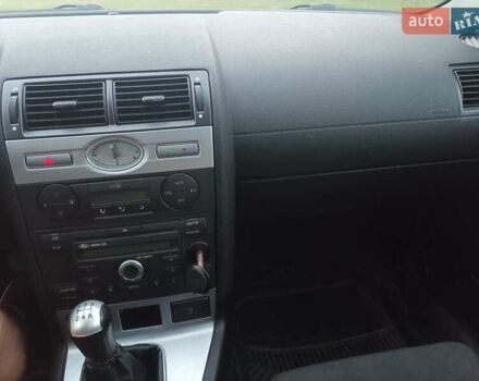 Форд Мондео 2004 в Черновцах на Automoto.ua Серый Форд Мондео, объемом двигателя 2 л и пробегом 380 тыс. км за 3300 $, фото 4 на Automoto.ua