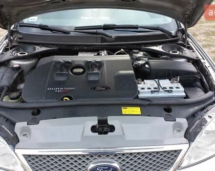 Сірий Форд Мондео, об'ємом двигуна 2 л та пробігом 303 тис. км за 5000 $, фото 6 на Automoto.ua