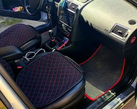 Форд Мондео 2004 в Киеве на Automoto.ua Серый Форд Мондео, объемом двигателя 2 л и пробегом 0 тыс. км за 3000 $, фото 3 на Automoto.ua