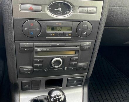 Серый Форд Мондео, объемом двигателя 2 л и пробегом 374 тыс. км за 3500 $, фото 14 на Automoto.ua