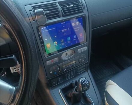 Сірий Форд Мондео, об'ємом двигуна 2 л та пробігом 406 тис. км за 4500 $, фото 10 на Automoto.ua