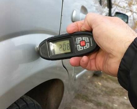 Сірий Форд Мондео, об'ємом двигуна 2 л та пробігом 303 тис. км за 5000 $, фото 36 на Automoto.ua