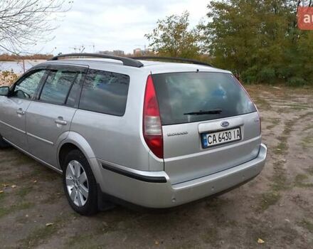 Сірий Форд Мондео, об'ємом двигуна 2 л та пробігом 303 тис. км за 5000 $, фото 4 на Automoto.ua