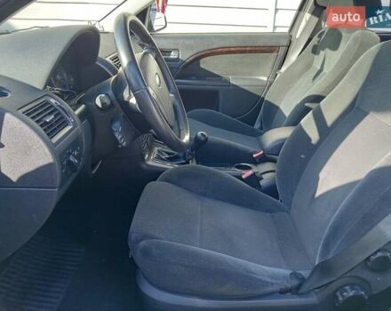 Серый Форд Мондео, объемом двигателя 1.8 л и пробегом 226 тыс. км за 4700 $, фото 24 на Automoto.ua