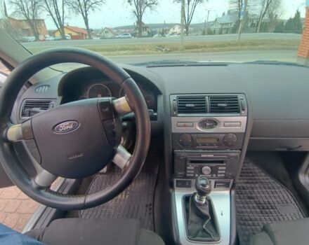 Серый Форд Мондео, объемом двигателя 2 л и пробегом 380 тыс. км за 2999 $, фото 17 на Automoto.ua