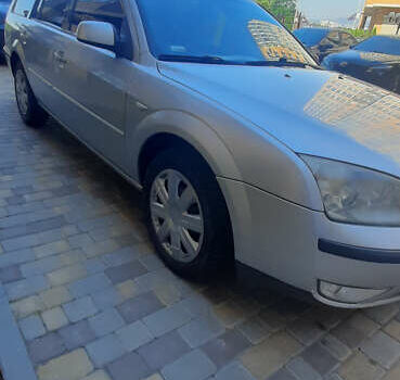 Форд Мондео 2005 в Черновцах на Automoto.ua Серый Форд Мондео, объемом двигателя 2 л и пробегом 383 тыс. км за 3500 $, фото 4 на Automoto.ua