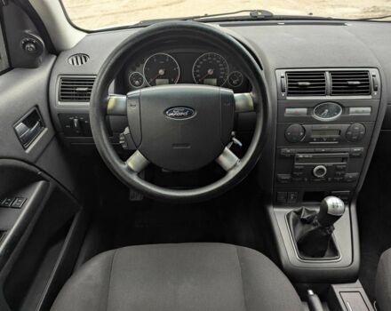 Серый Форд Мондео, объемом двигателя 2 л и пробегом 213 тыс. км за 1999 $, фото 14 на Automoto.ua