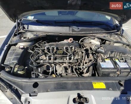 Сірий Форд Мондео, об'ємом двигуна 2 л та пробігом 199 тис. км за 3999 $, фото 69 на Automoto.ua