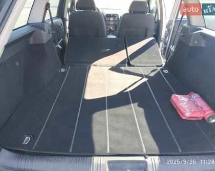 Сірий Форд Мондео, об'ємом двигуна 2 л та пробігом 199 тис. км за 3999 $, фото 53 на Automoto.ua