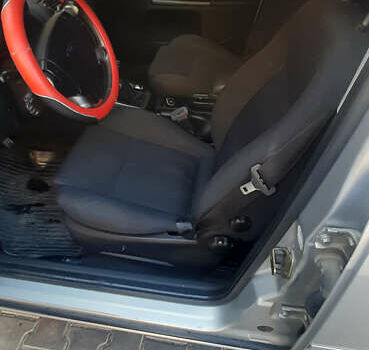 Форд Мондео 2005 в Черновцах на Automoto.ua Серый Форд Мондео, объемом двигателя 2 л и пробегом 383 тыс. км за 3500 $, фото 9 на Automoto.ua