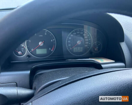 Форд Мондео 2005 в Черновцах на Automoto.ua Серый Форд Мондео, объемом двигателя 2 л и пробегом 240 тыс. км за 4600 $, фото 10 на Automoto.ua