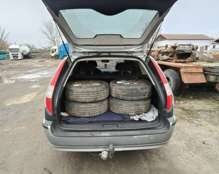 Серый Форд Мондео, объемом двигателя 1.8 л и пробегом 350 тыс. км за 4200 $, фото 5 на Automoto.ua