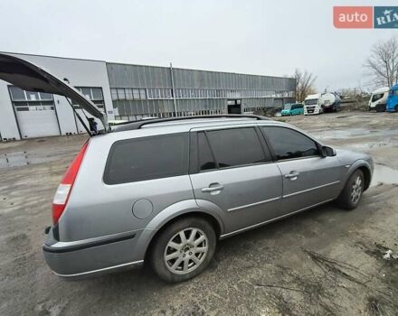 Серый Форд Мондео, объемом двигателя 1.8 л и пробегом 350 тыс. км за 4200 $, фото 6 на Automoto.ua