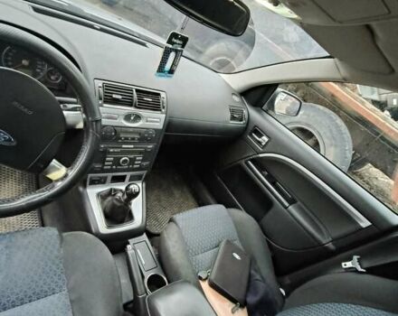 Серый Форд Мондео, объемом двигателя 1.8 л и пробегом 350 тыс. км за 4200 $, фото 11 на Automoto.ua