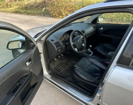 Форд Мондео 2006 в Вышгороде на Automoto.ua Серый Форд Мондео, объемом двигателя 2 л и пробегом 300 тыс. км за 1800 $, фото 7 на Automoto.ua