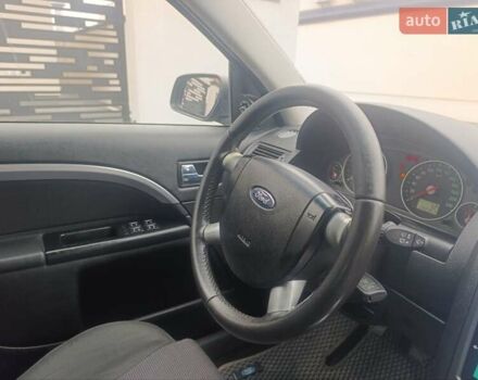 Сірий Форд Мондео, об'ємом двигуна 2.2 л та пробігом 288 тис. км за 4100 $, фото 24 на Automoto.ua