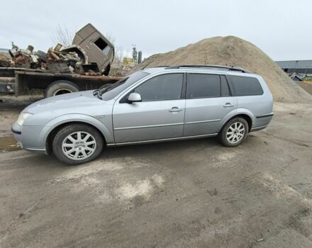 Серый Форд Мондео, объемом двигателя 1.8 л и пробегом 350 тыс. км за 4200 $, фото 2 на Automoto.ua