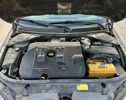 Форд Мондео 2006 в Вышгороде на Automoto.ua Серый Форд Мондео, объемом двигателя 2 л и пробегом 300 тыс. км за 1800 $, фото 14 на Automoto.ua