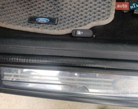 Сірий Форд Мондео, об'ємом двигуна 2.2 л та пробігом 288 тис. км за 4100 $, фото 19 на Automoto.ua