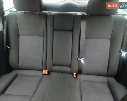 Сірий Форд Мондео, об'ємом двигуна 2.2 л та пробігом 288 тис. км за 4100 $, фото 35 на Automoto.ua