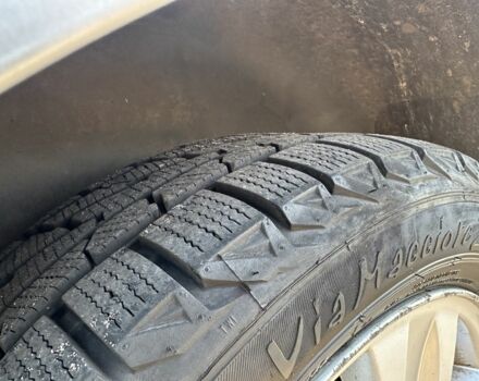 Форд Мондео 2006 в Вышгороде на Automoto.ua Серый Форд Мондео, объемом двигателя 2 л и пробегом 300 тыс. км за 1800 $, фото 12 на Automoto.ua