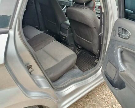 Сірий Форд Мондео, об'ємом двигуна 2 л та пробігом 312 тис. км за 5000 $, фото 1 на Automoto.ua