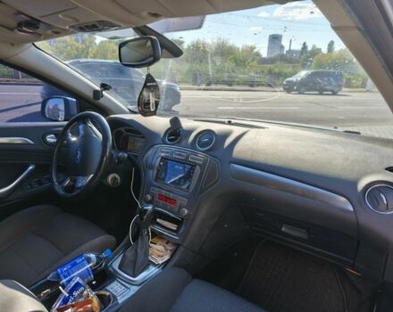 Серый Форд Мондео, объемом двигателя 2 л и пробегом 363 тыс. км за 5500 $, фото 4 на Automoto.ua