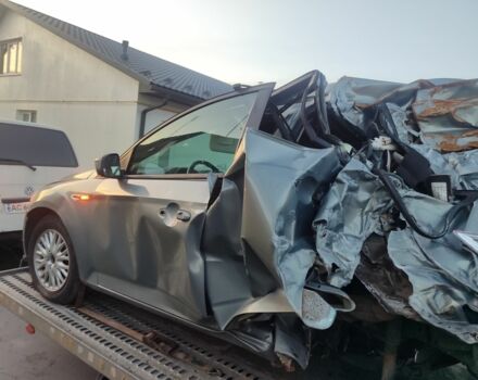 Серый Форд Мондео, объемом двигателя 1.8 л и пробегом 433 тыс. км за 2500 $, фото 8 на Automoto.ua