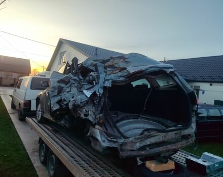 Серый Форд Мондео, объемом двигателя 1.8 л и пробегом 433 тыс. км за 2500 $, фото 7 на Automoto.ua