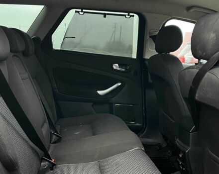 Серый Форд Мондео, объемом двигателя 1.8 л и пробегом 200 тыс. км за 6000 $, фото 16 на Automoto.ua