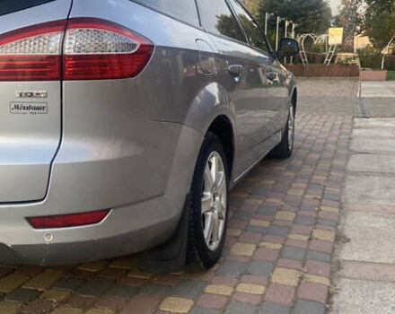 Серый Форд Мондео, объемом двигателя 2 л и пробегом 290 тыс. км за 5300 $, фото 5 на Automoto.ua