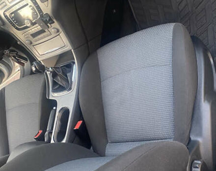 Серый Форд Мондео, объемом двигателя 2 л и пробегом 290 тыс. км за 5300 $, фото 24 на Automoto.ua