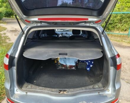 Серый Форд Мондео, объемом двигателя 2 л и пробегом 363 тыс. км за 5500 $, фото 6 на Automoto.ua