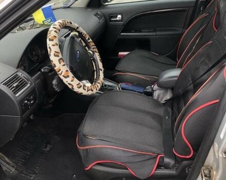 Серый Форд Мондео, объемом двигателя 2 л и пробегом 511 тыс. км за 5200 $, фото 5 на Automoto.ua