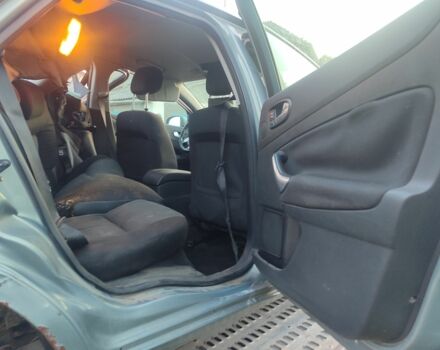 Серый Форд Мондео, объемом двигателя 1.8 л и пробегом 433 тыс. км за 2500 $, фото 9 на Automoto.ua