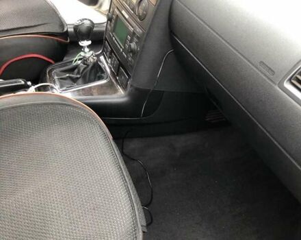 Серый Форд Мондео, объемом двигателя 2 л и пробегом 511 тыс. км за 5200 $, фото 7 на Automoto.ua