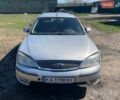 Сірий Форд Мондео, об'ємом двигуна 2 л та пробігом 250 тис. км за 2200 $, фото 1 на Automoto.ua