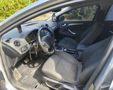 Серый Форд Мондео, объемом двигателя 2 л и пробегом 363 тыс. км за 5500 $, фото 7 на Automoto.ua