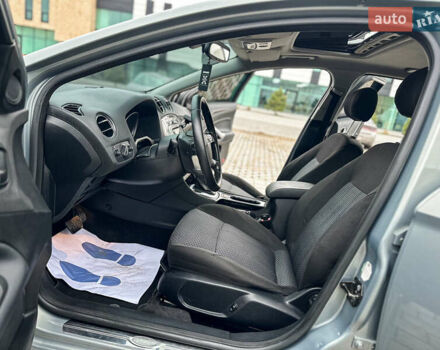 Серый Форд Мондео, объемом двигателя 2.3 л и пробегом 224 тыс. км за 5777 $, фото 8 на Automoto.ua