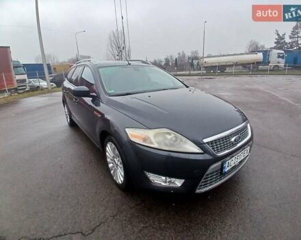 Сірий Форд Мондео, об'ємом двигуна 2 л та пробігом 218 тис. км за 4650 $, фото 4 на Automoto.ua