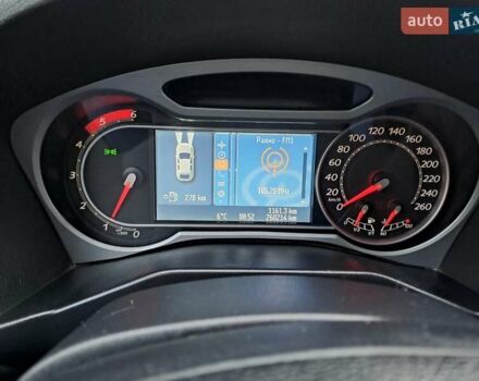 Сірий Форд Мондео, об'ємом двигуна 2 л та пробігом 260 тис. км за 6300 $, фото 3 на Automoto.ua