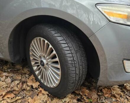 Серый Форд Мондео, объемом двигателя 2 л и пробегом 270 тыс. км за 7500 $, фото 2 на Automoto.ua