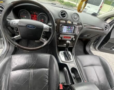 Серый Форд Мондео, объемом двигателя 2 л и пробегом 260 тыс. км за 7300 $, фото 4 на Automoto.ua