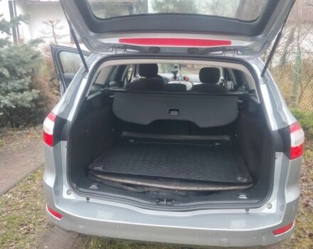 Серый Форд Мондео, объемом двигателя 1.8 л и пробегом 300 тыс. км за 5300 $, фото 5 на Automoto.ua