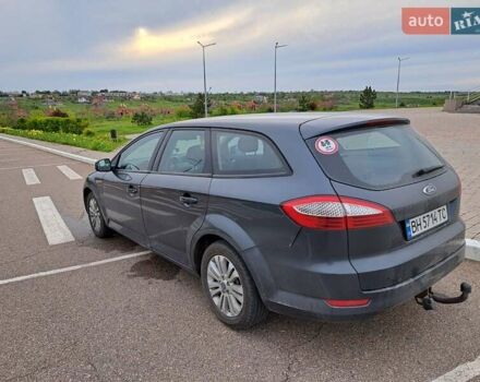 Серый Форд Мондео, объемом двигателя 1.8 л и пробегом 267 тыс. км за 6800 $, фото 5 на Automoto.ua