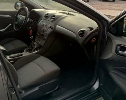 Сірий Форд Мондео, об'ємом двигуна 2 л та пробігом 237 тис. км за 5650 $, фото 15 на Automoto.ua