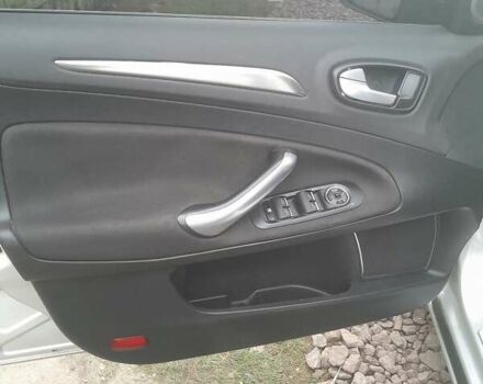 Серый Форд Мондео, объемом двигателя 2 л и пробегом 235 тыс. км за 5800 $, фото 9 на Automoto.ua