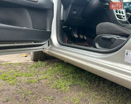 Серый Форд Мондео, объемом двигателя 2 л и пробегом 215 тыс. км за 6500 $, фото 6 на Automoto.ua