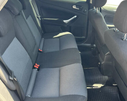 Серый Форд Мондео, объемом двигателя 2 л и пробегом 340 тыс. км за 5799 $, фото 12 на Automoto.ua