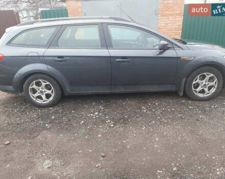 Серый Форд Мондео, объемом двигателя 1.8 л и пробегом 280 тыс. км за 6700 $, фото 3 на Automoto.ua